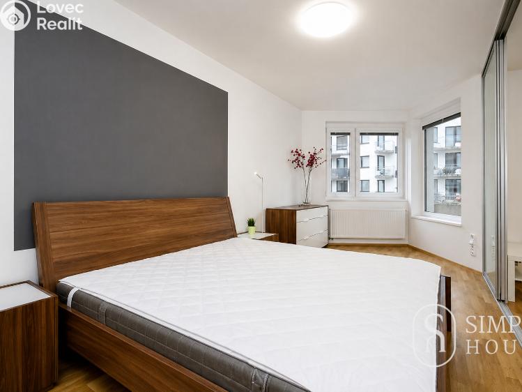 Pronájem bytu 2+KK Praha, Makedonská č. 7