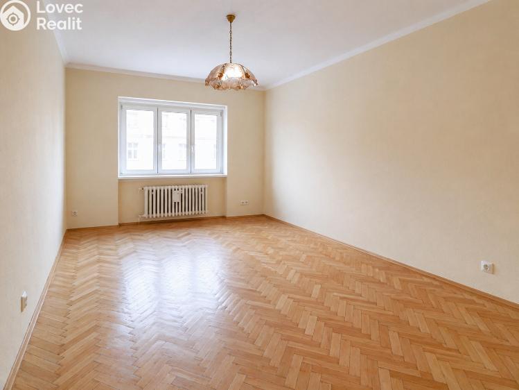 Pronájem bytu 4+KK Praha, Biskupcova č. 3