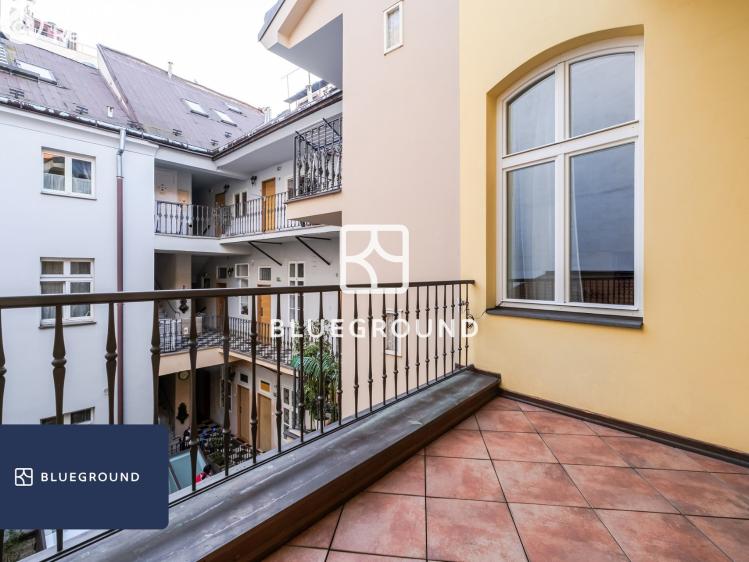 Pronájem bytu 1+KK Praha, Prvního pluku č. 13