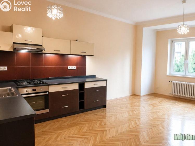 Pronájem bytu 4+KK Praha č. 2