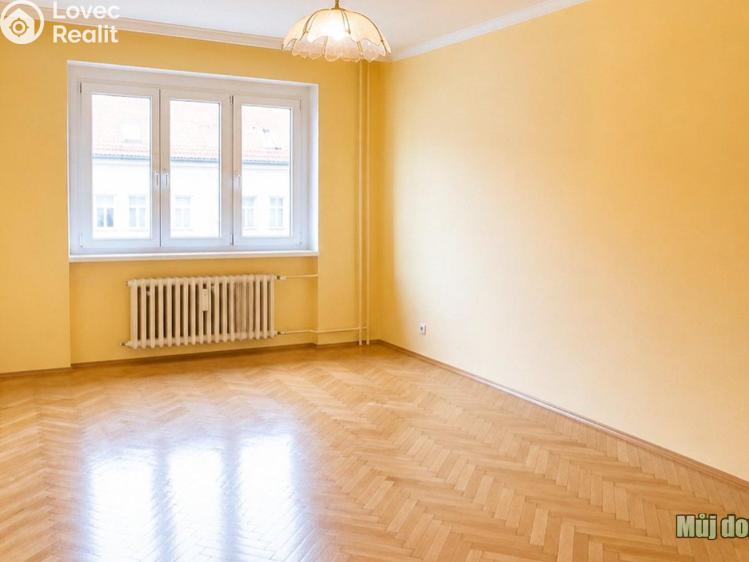 Pronájem bytu 4+KK Praha č. 3