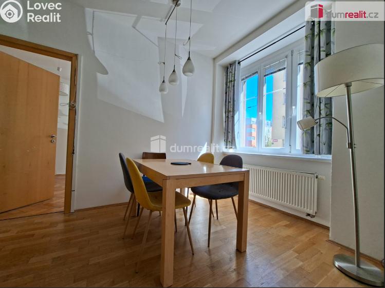 Pronájem bytu 3+KK Praha 10, Saratovská č. 28