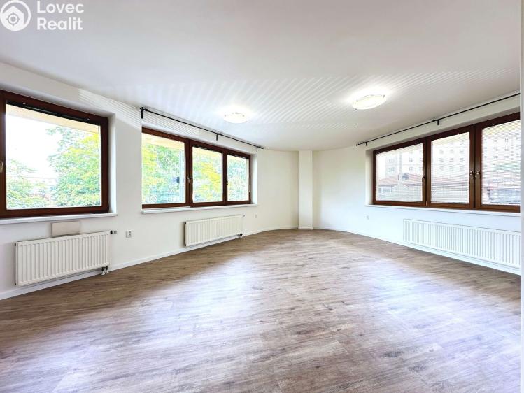 Pronájem bytu 2+KK Praha, Mojmírova 1710/15 č. 2