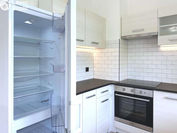 Pronájem bytu 2+KK Praha, Mojmírova 1710/15 č. 10