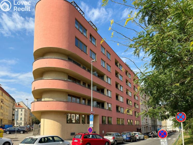 Pronájem bytu 2+KK Praha, Mojmírova 1710/15 č. 16