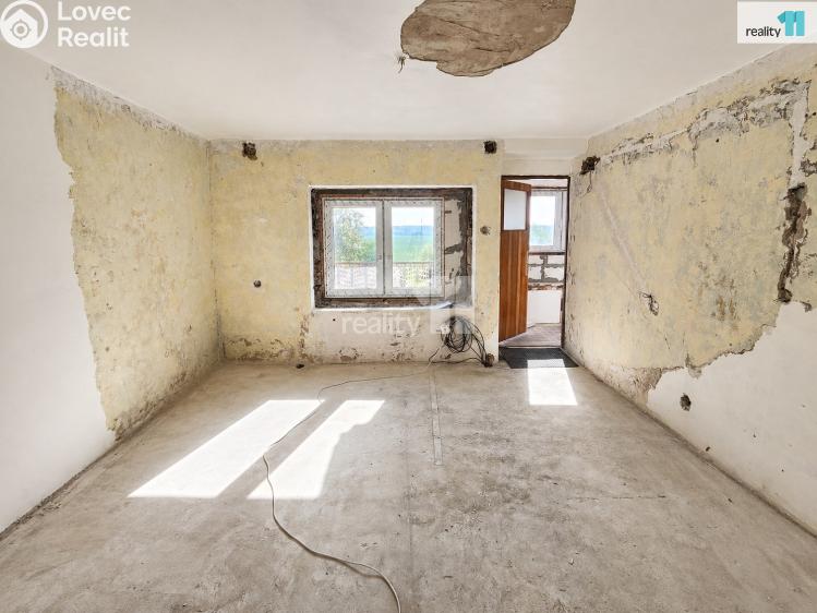 Prodej rodinného domu Křičeň č. 28