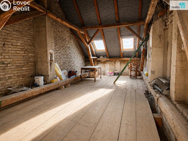 Prodej rodinného domu Křičeň č. 30