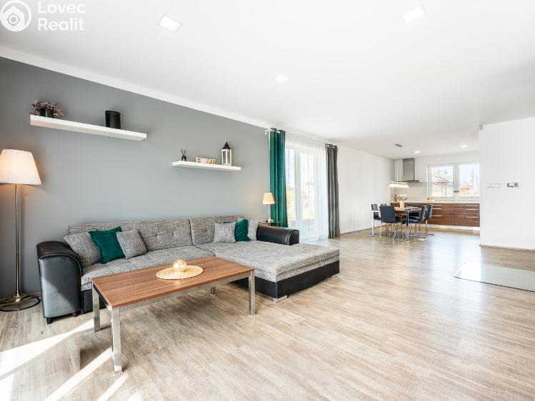 Prodej rodinného domu Vyšehněvice č. 12