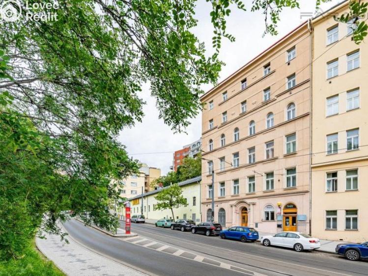 Pronájem bytu 3+1 Praha, Bělehradská č. 7