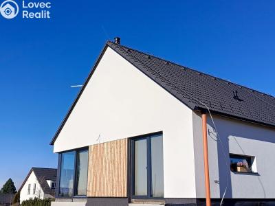 Prodej rodinného domu Srubec, Horní 986 č. 4