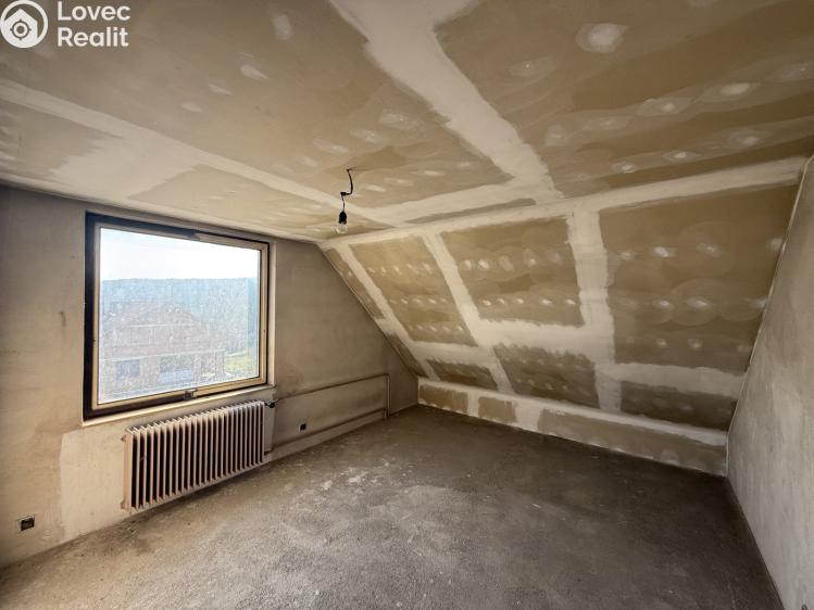 Prodej rodinného domu Besednice, Školní 291 č. 8