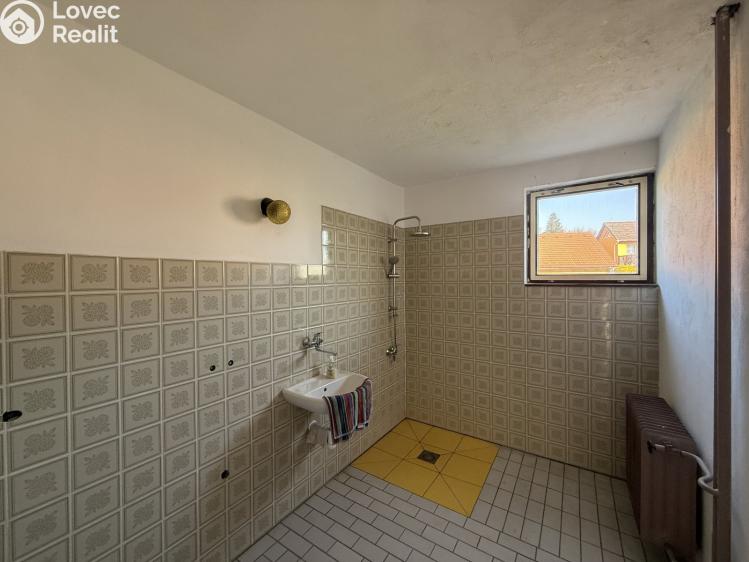 Prodej rodinného domu Besednice, Školní 291 č. 13