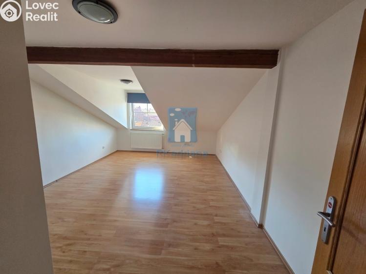 Pronájem bytu 4+KK Plzeň, Přemyslova č. 10