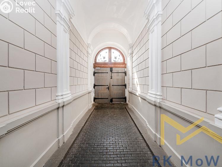 Pronájem bytu 3+1 Praha, Malostranské náměstí č. 11