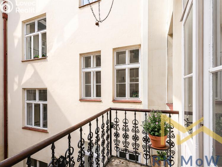 Pronájem bytu 3+1 Praha, Malostranské náměstí č. 12