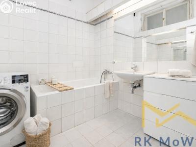 Pronájem bytu 3+1 Praha, Malostranské náměstí č. 5