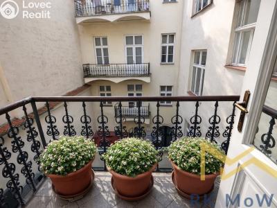 Rent apartment 3+1 Praha, Malostranské náměstí č. 4