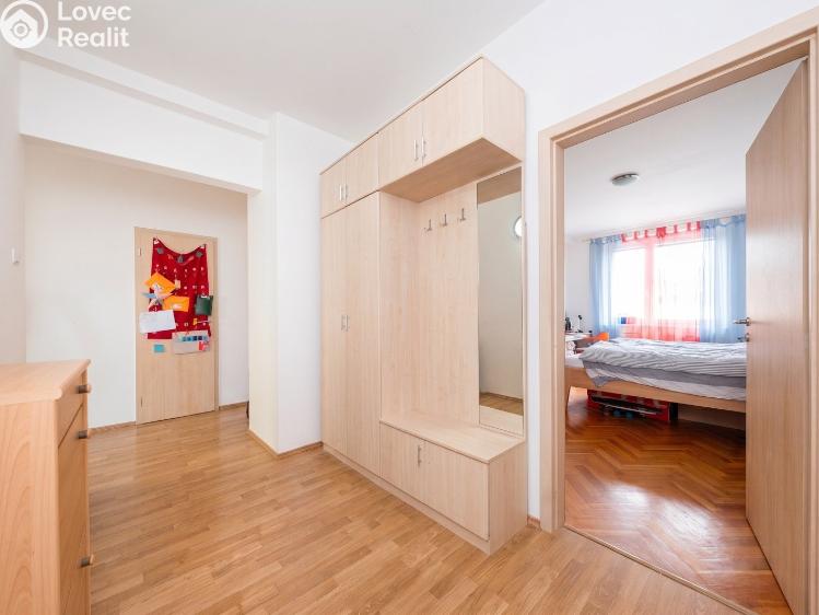 Prodej bytu 3+KK Pardubice, Benešovo náměstí 2441 č. 9