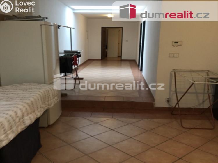 Pronájem bytu 1+KK Praha 14, Pilská č. 3