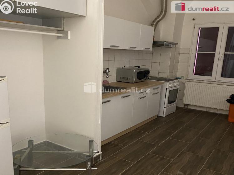 Pronájem bytu 1+KK Praha 8, Zenklova č. 4