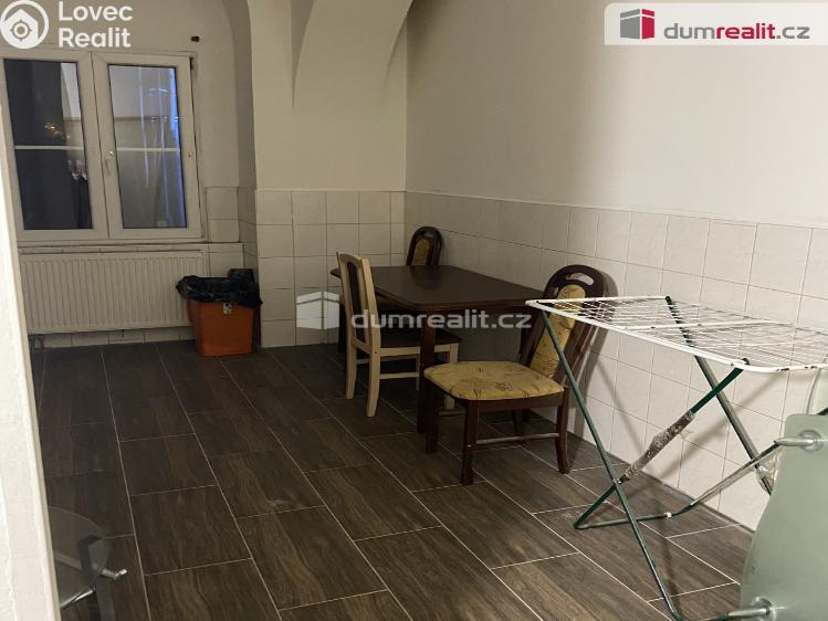 Pronájem bytu 1+KK Praha 8, Zenklova č. 5