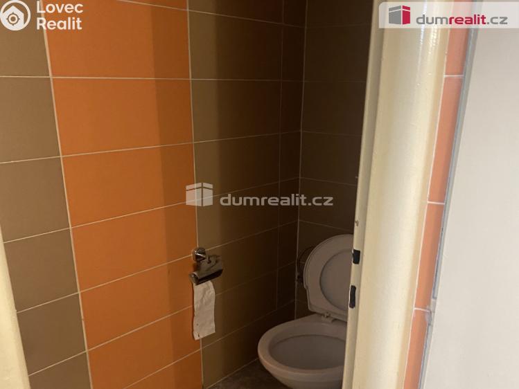 Pronájem bytu 1+KK Praha 8, Zenklova č. 8