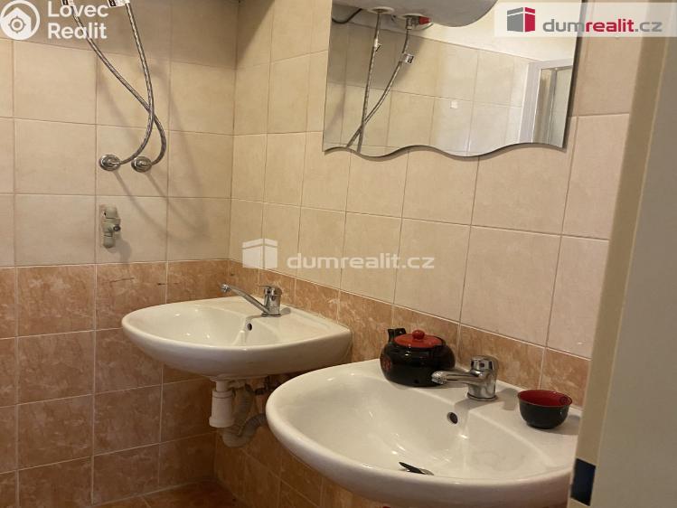 Pronájem bytu 1+KK Praha 8, Zenklova č. 9