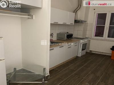 Pronájem bytu 1+KK Praha 8, Zenklova č. 4