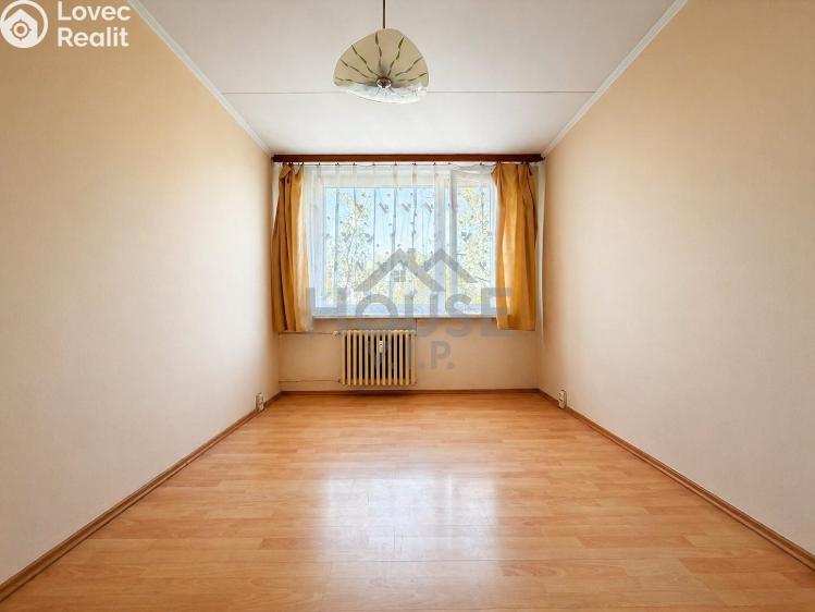 Sale apartment 3+1 Praha, Ohradní č. 4