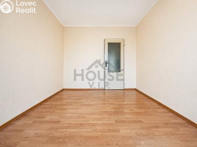Sale apartment 3+1 Praha, Ohradní č. 5