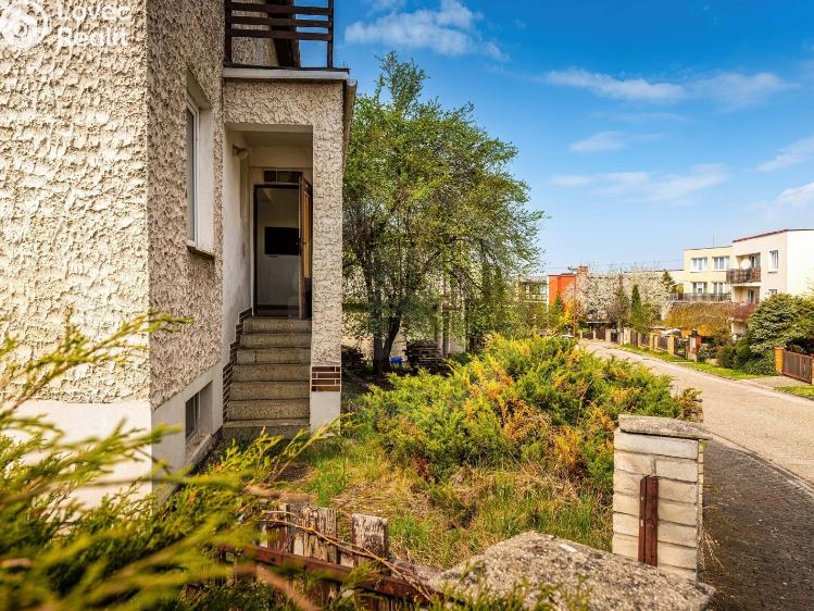 Prodej rodinného domu Rudolfov, Jabloňová 594/16 č. 8