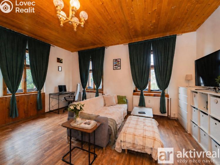 Prodej rodinného domu Dolní Zálezly, Mírové náměstí č. 3