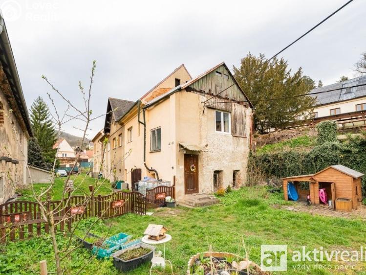 Prodej rodinného domu Dolní Zálezly, Mírové náměstí č. 35
