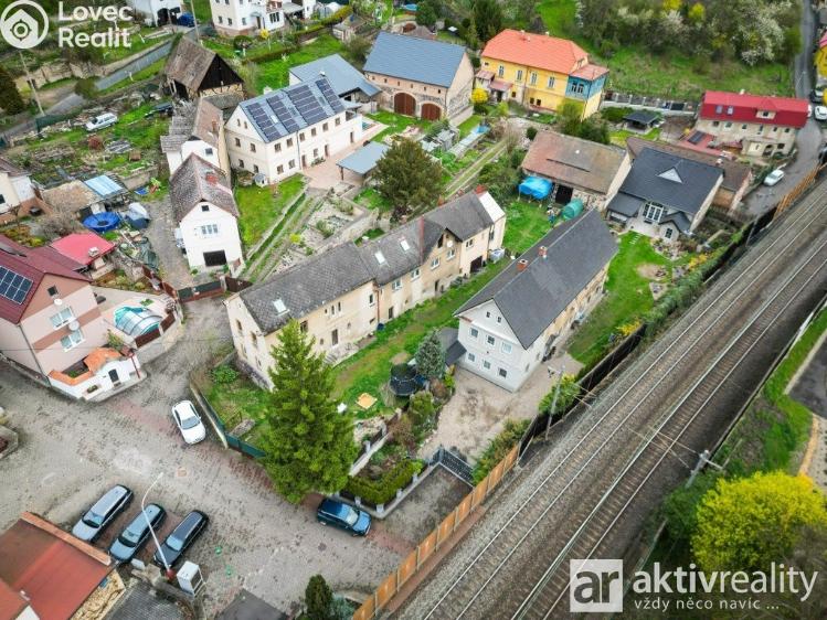 Prodej rodinného domu Dolní Zálezly, Mírové náměstí č. 36