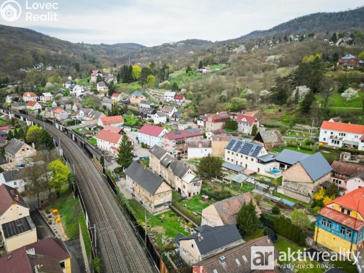 Prodej rodinného domu Dolní Zálezly, Mírové náměstí č. 37
