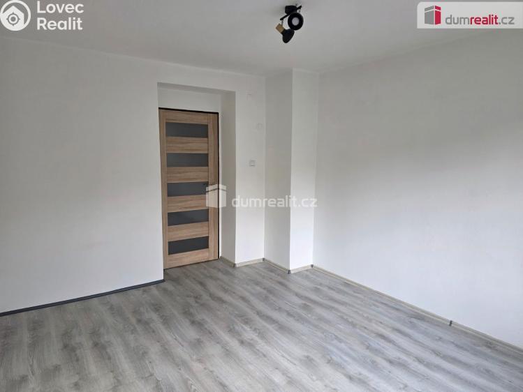 Pronájem bytu 2+1 Frenštát pod Radhoštěm, Školská čtvrť č. 3