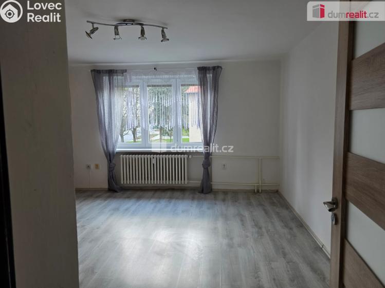 Pronájem bytu 2+1 Frenštát pod Radhoštěm, Školská čtvrť č. 7