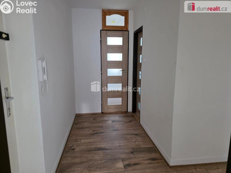 Pronájem bytu 2+1 Frenštát pod Radhoštěm, Školská čtvrť č. 9