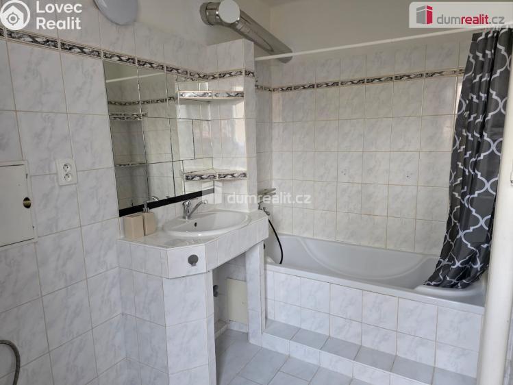 Pronájem bytu 2+1 Frenštát pod Radhoštěm, Školská čtvrť č. 14