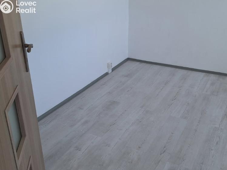 Prodej bytu 3+1 Ústí nad Labem, Jindřicha Plachty č. 9