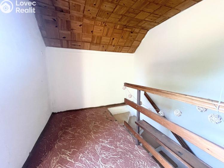 Продаж сімейного будинку Brniště č. 4