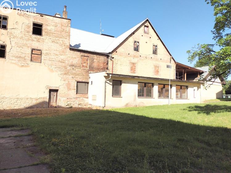 Prodej komerční nemovitosti Úštěk č. 29