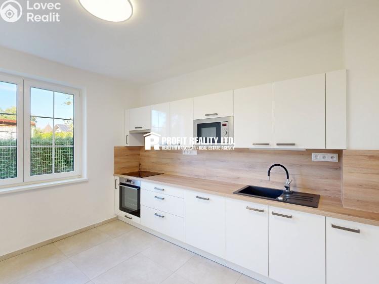 Prodej rodinného domu Praha, Údolí hvězd č. 5