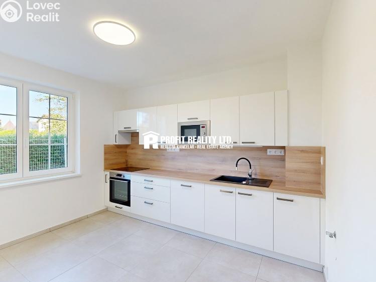 Prodej rodinného domu Praha, Údolí hvězd č. 7