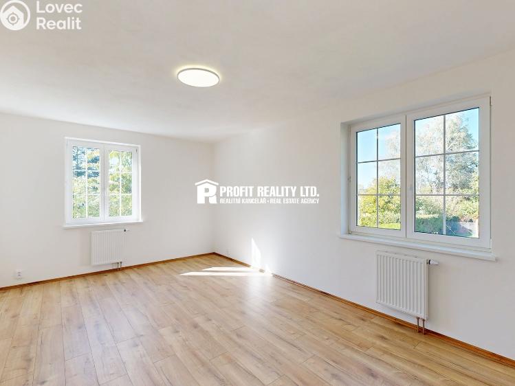 Prodej rodinného domu Praha, Údolí hvězd č. 9