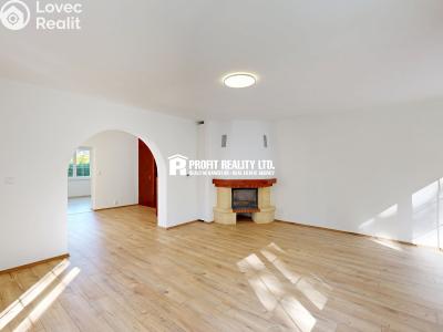 Prodej rodinného domu Praha, Údolí hvězd č. 3