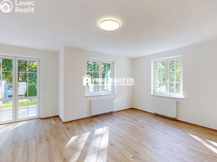 Prodej bytu 6 a více Praha, Údolí hvězd č. 4