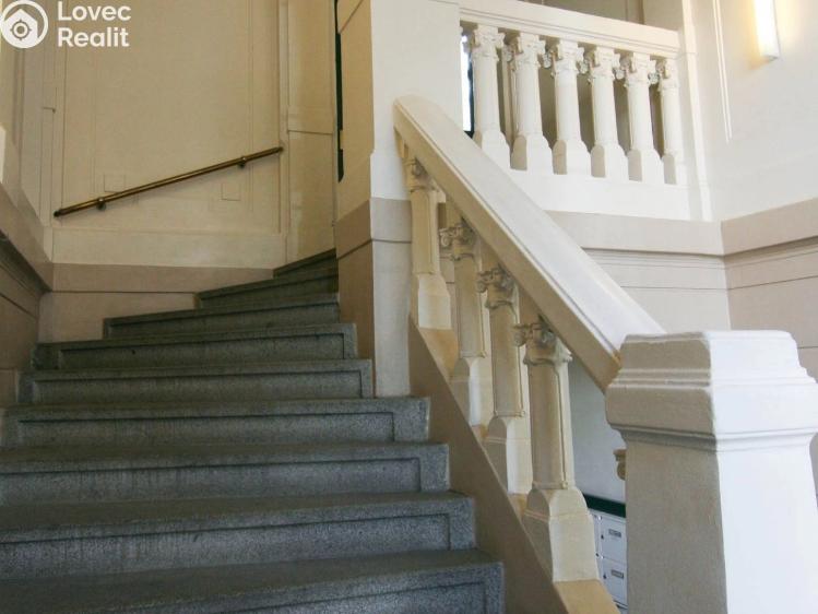 Pronájem bytu 3+1 Praha, U akademie č. 18