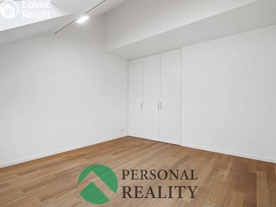 Pronájem bytu 3+1 Praha, U akademie č. 6