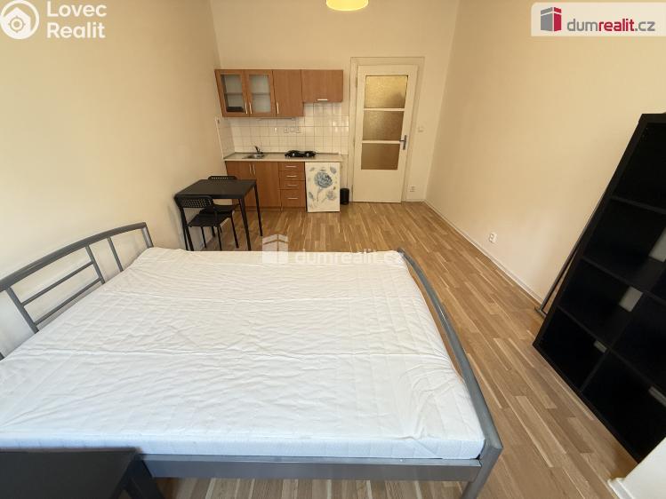 Pronájem bytu 1+KK Praha 5, Moulíkova č. 4